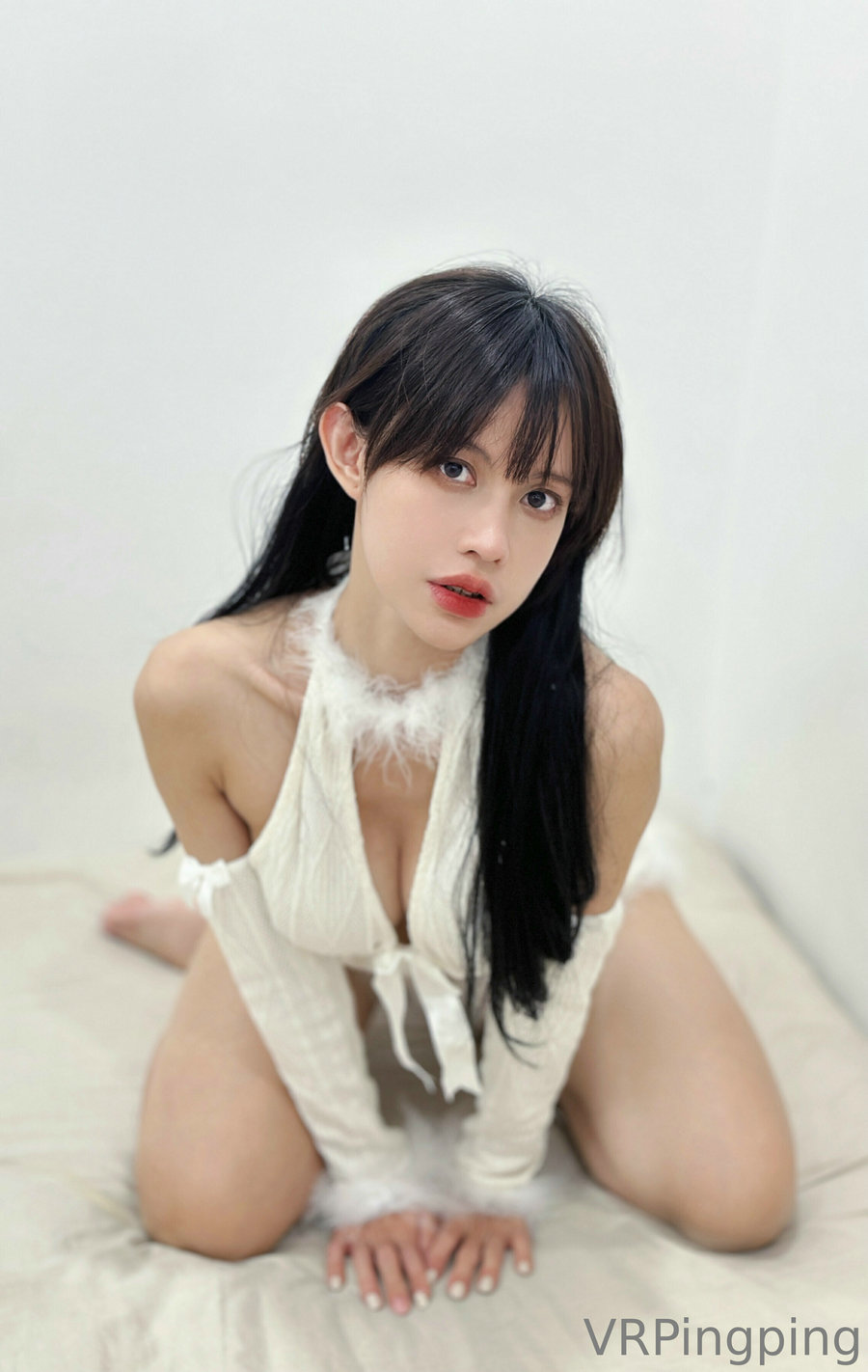PingPing - Fluffy White / 17P-53MB / cos萌妹-绅士图