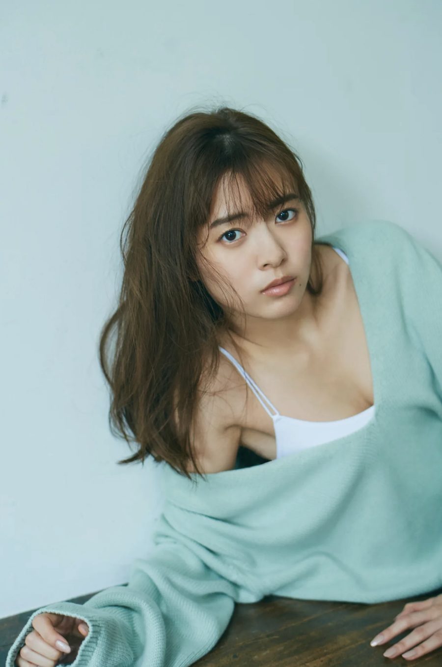 图片[4]-新条由芽写真集「キラメキ美肌」-绅士图