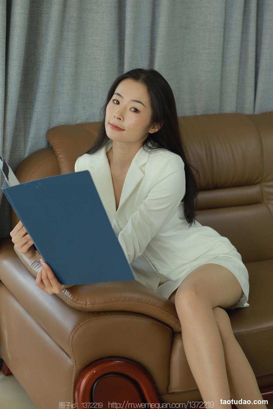 图片[4]-[IESS异思趣向] 2023.08.04 丝享家 1498 小金《美女策划员》[89P-88.7M]-绅士图