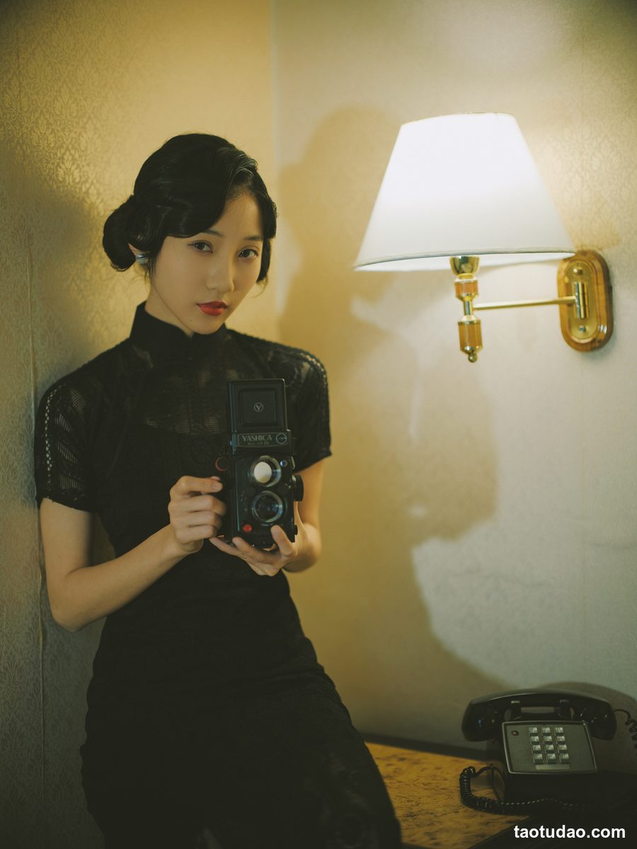 图片[2]-[YITUYU艺图语]2023.02.26 邻家妹妹 猪壳是只居[28+1P／137MB]-绅士图