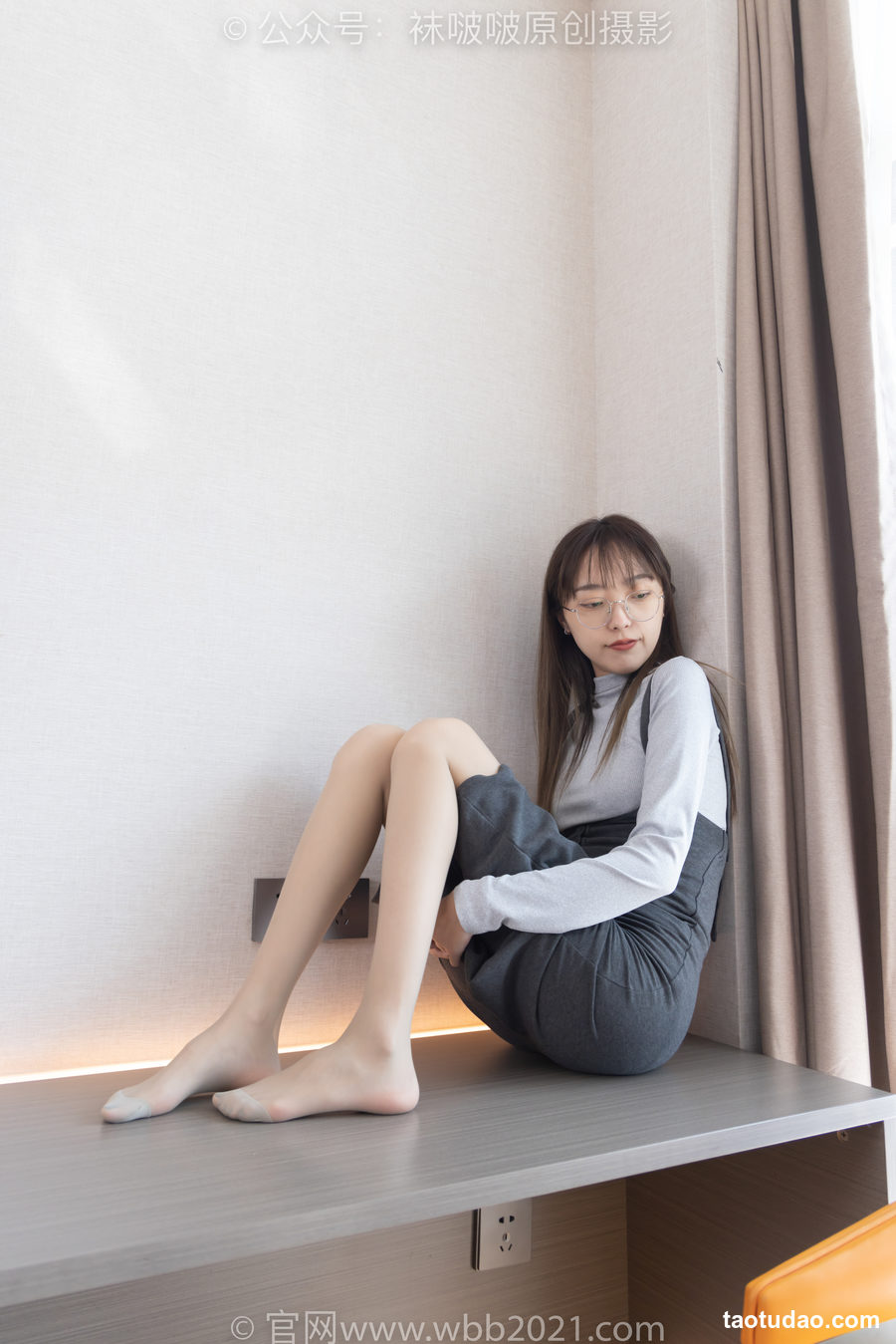 图片[2]-[BoBoSocks袜啵啵]NO.309 稚予-两双高跟鞋、灰丝、白丝、裸足、踩奶油蛋糕剧情[180P+2V／7.10GB]-绅士图