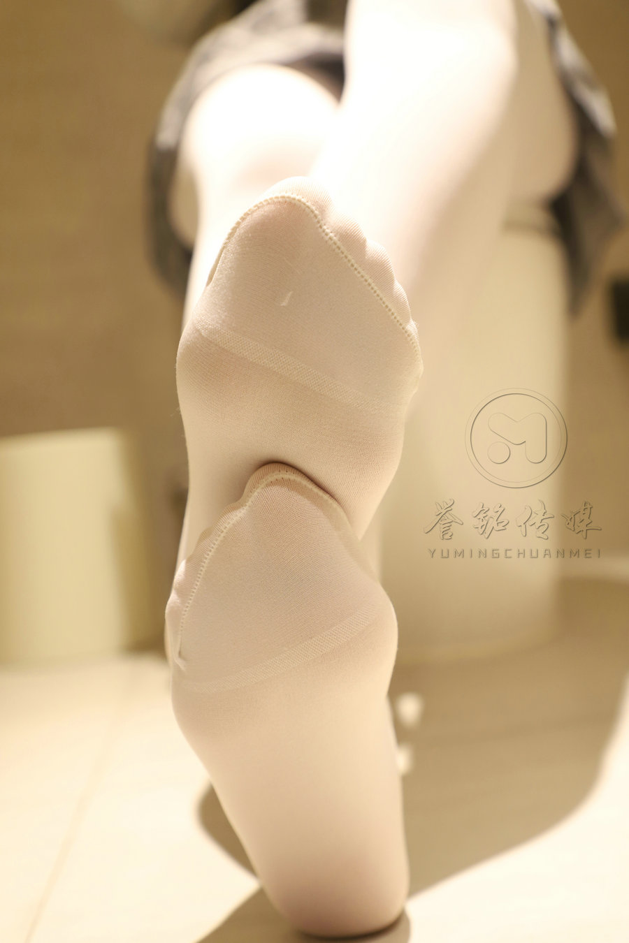 誉铭传媒袜足摄影 2019.6.23定制作品 / 150P-973MB / 丝袜美腿-绅士图
