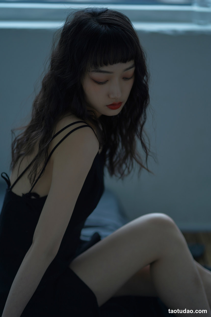 图片[4]-[YITUYU艺图语]2022.06.07 被雨伤透 潇潇[26+1P／307MB]-绅士图