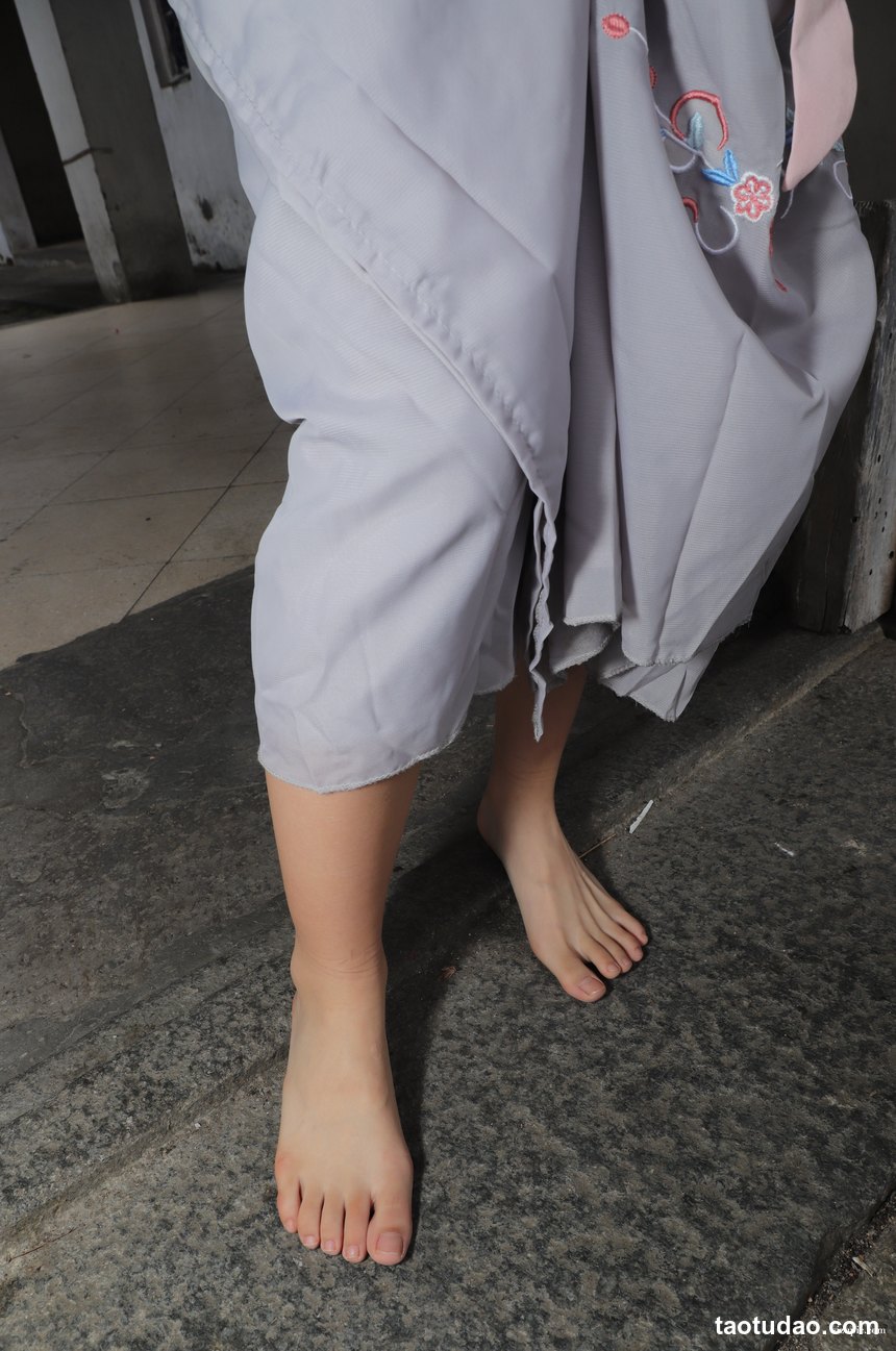 图片[2]-Pary摄影 NO.017 小淇穿上汉服赤脚游玩古镇[134P／497MB]-绅士图