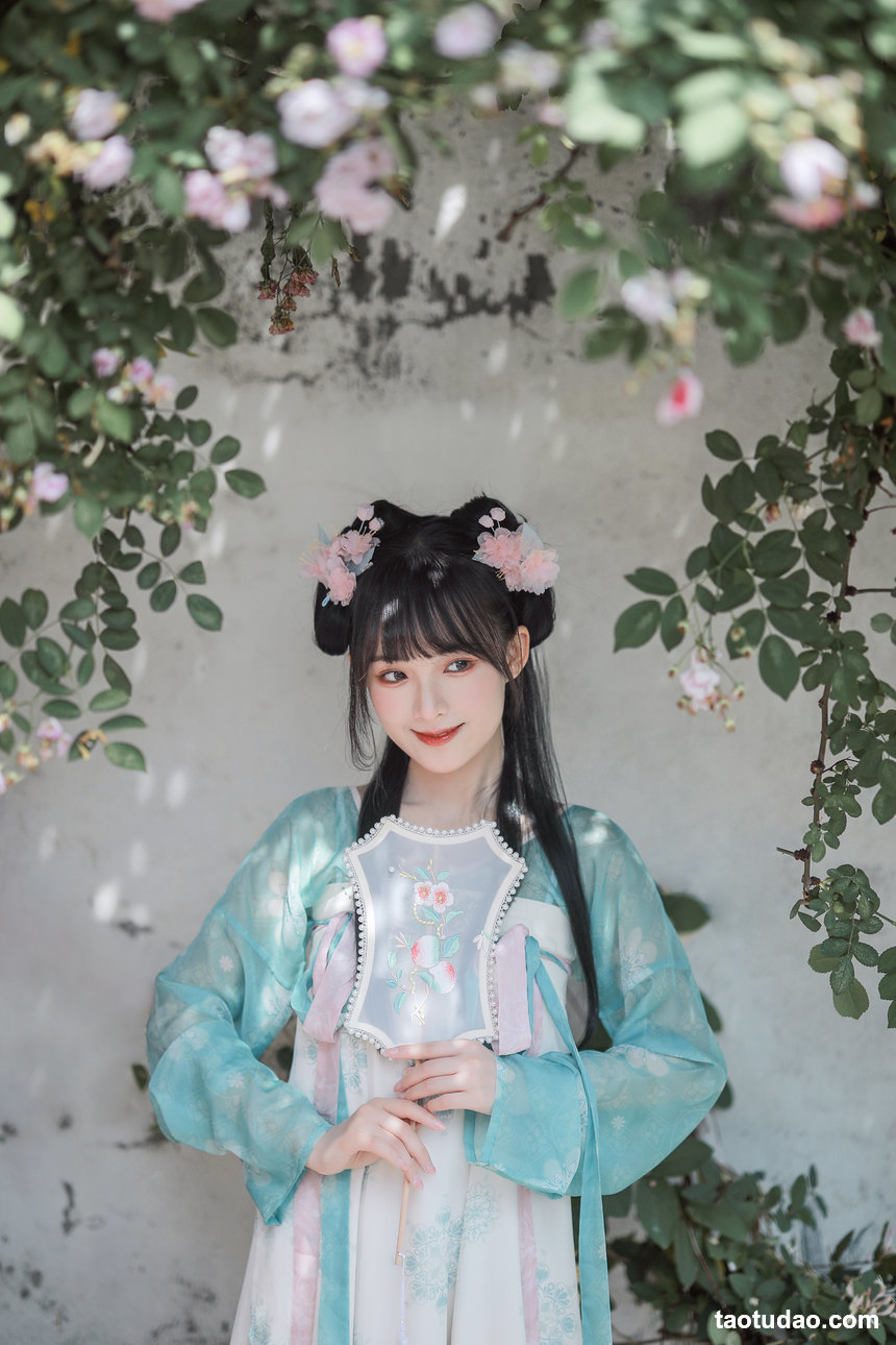 图片[3]-[YITUYU艺图语]2022.06.14 渐开荷芰落蔷薇 莉莉崽w[19+1P／124MB]-绅士图