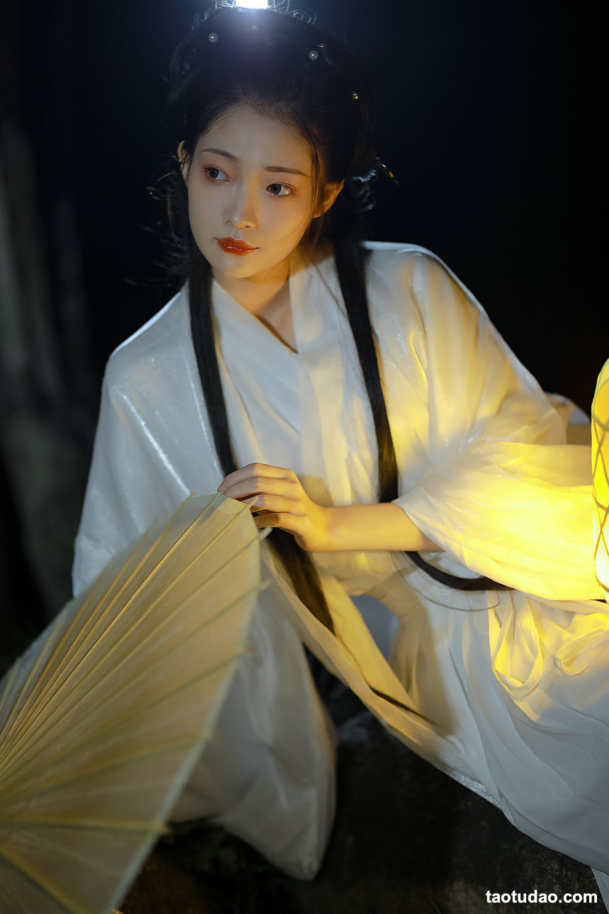 图片[4]-[YITUYU艺图语]2022.08.21 风雨夜归人 呆呆起飞啦_[23P／131MB]-绅士图