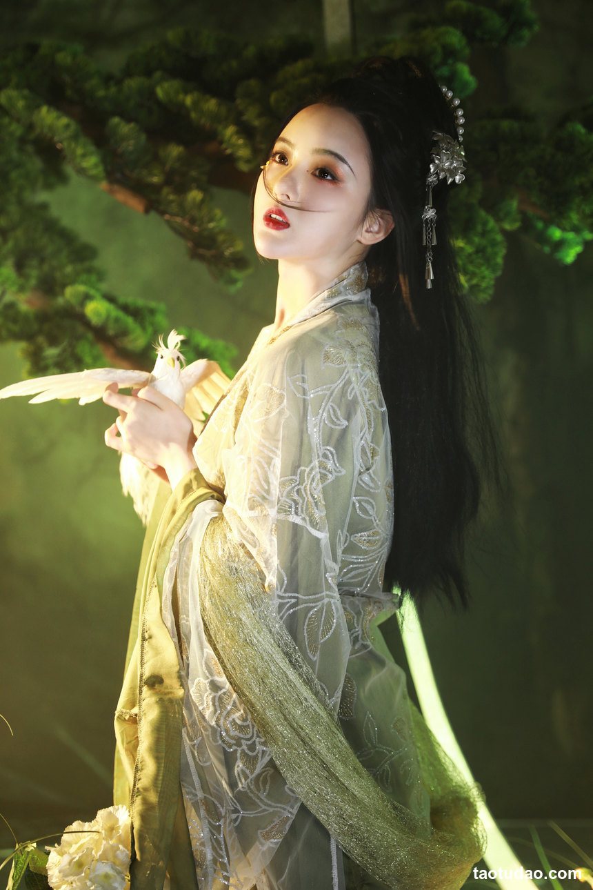 图片[4]-[YITUYU艺图语]2022.10.15 飞鸟卷 天晴后的樱花花[29+1P／327MB]-绅士图