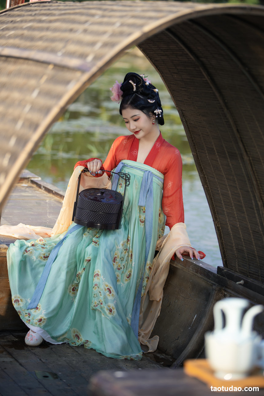 图片[2]-[YITUYU艺图语]2022.12.31 碧水悠 肉嘟嘟的小海疼[25+1P／254MB]-绅士图