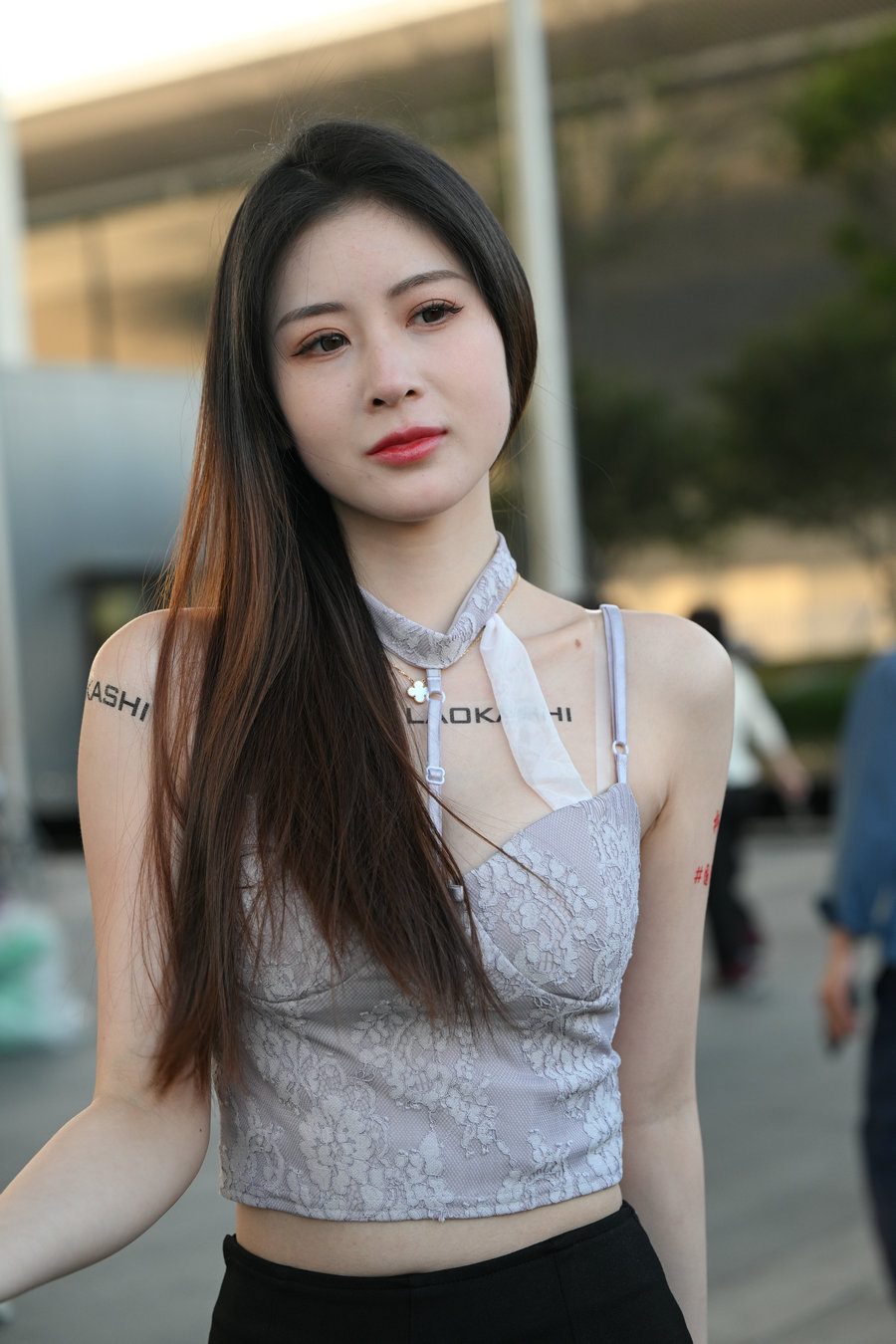 精选街拍视频 No.8779 绝美优雅美女 / 84P-1.61GB /-艺库