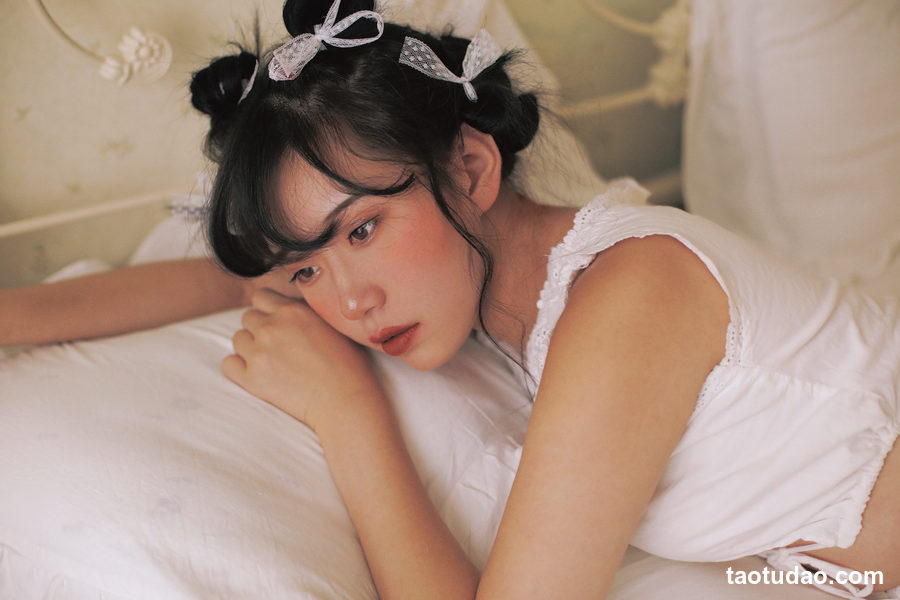 图片[2]-[YITUYU艺图语]2023.03.11 Little Girl 晓旭张[26+1P／438MB]-绅士图