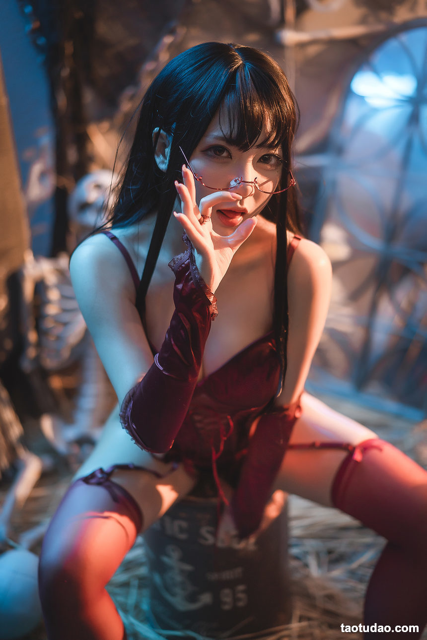 是一只熊仔吗 -  红色corset [42P-189MB]-绅士图