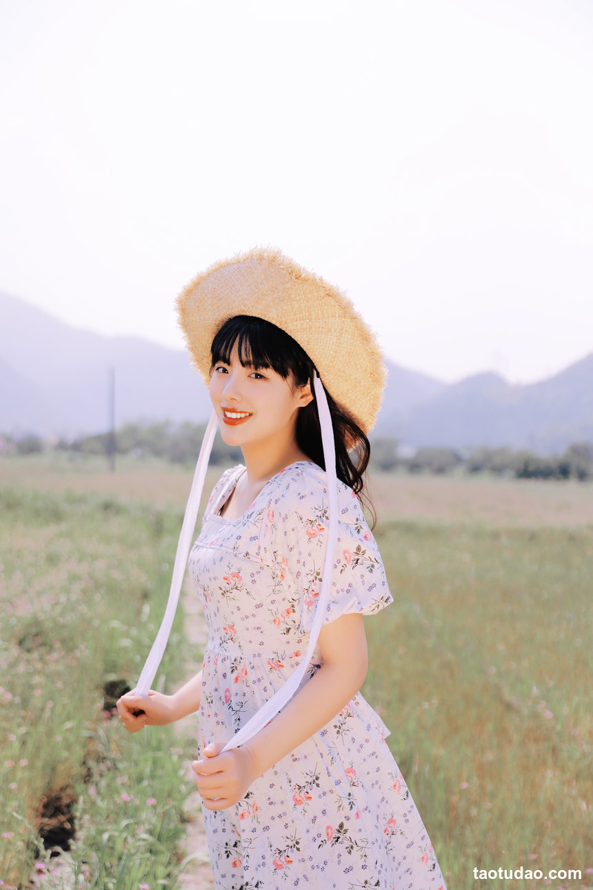 图片[2]-[YITUYU艺图语]2022.11.30 夏末歌谣 倩儿[24+1P／404MB]-绅士图