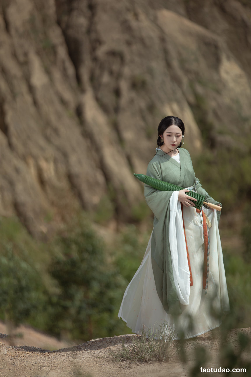 图片[4]-[YITUYU艺图语]2022.11.10 漠北 katycat[25+1P／363MB]-绅士图