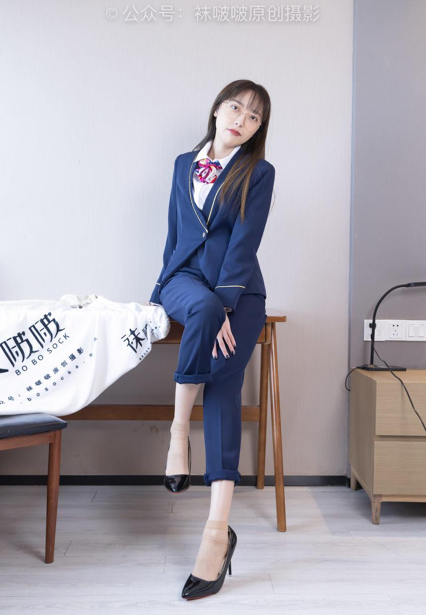 [BoBoSocks袜啵啵]NO.509 稚予-高跟鞋、短肉丝、黑色美甲、银行制服、半脱袜子[150P+1V／5.51GB]-艺库
