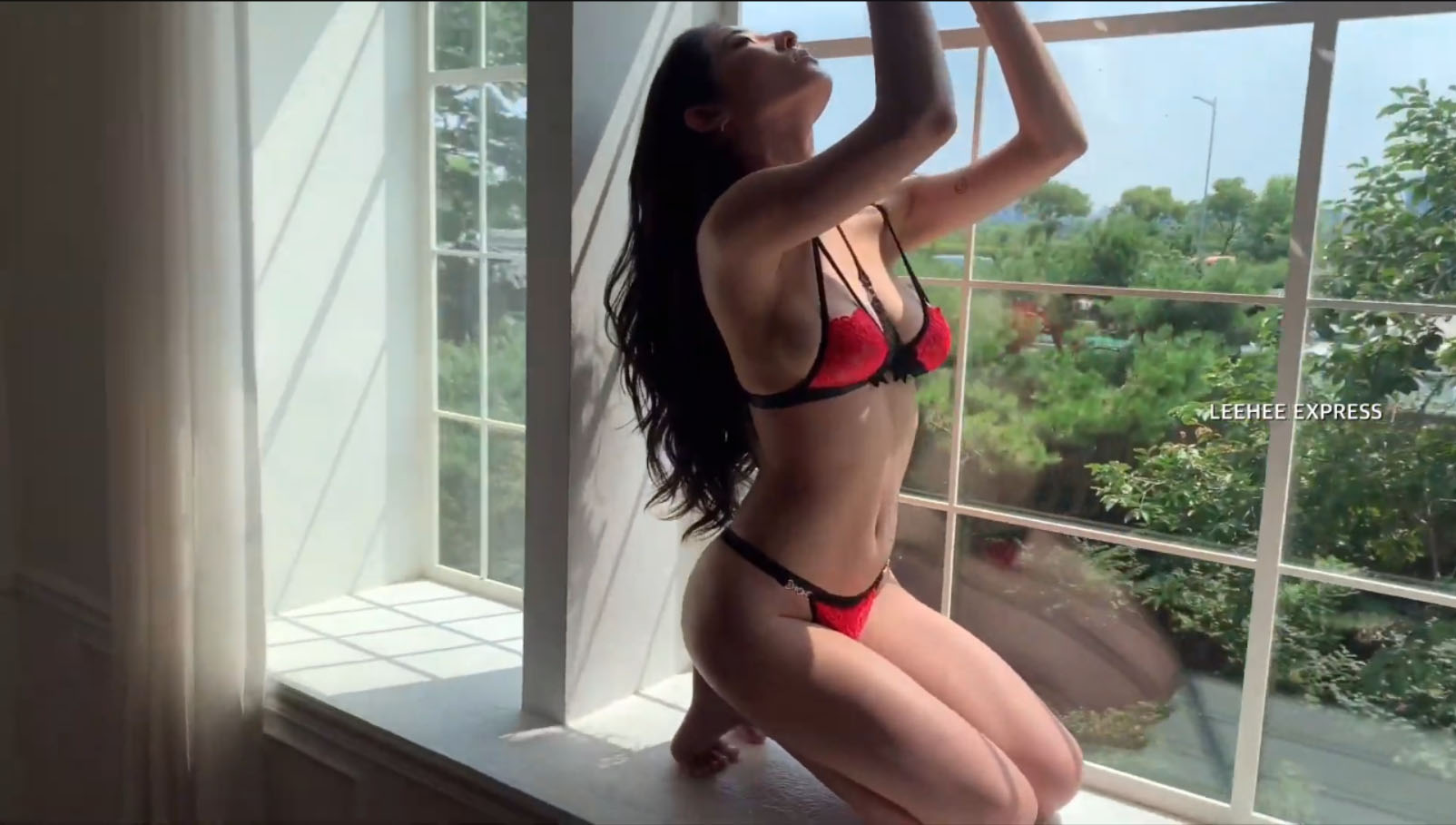 图片[2]-[LeeheeExpress]HD视频 G.su 窗台 [1V-112MB]-绅士图