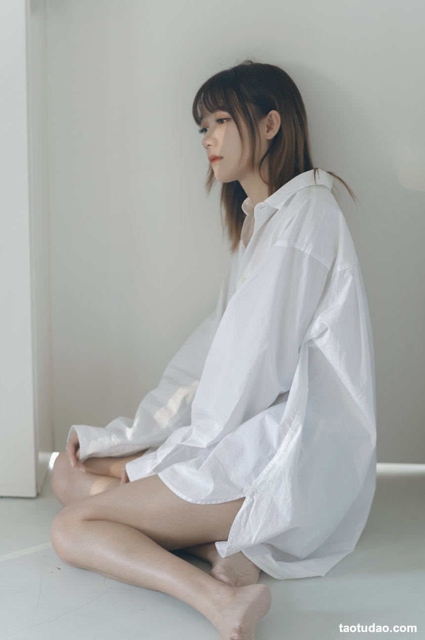 图片[3]-[YITUYU艺图语]2022.05.27 你的味道 兔子Zzz不吃胡萝卜[36+1P／338MB]-绅士图