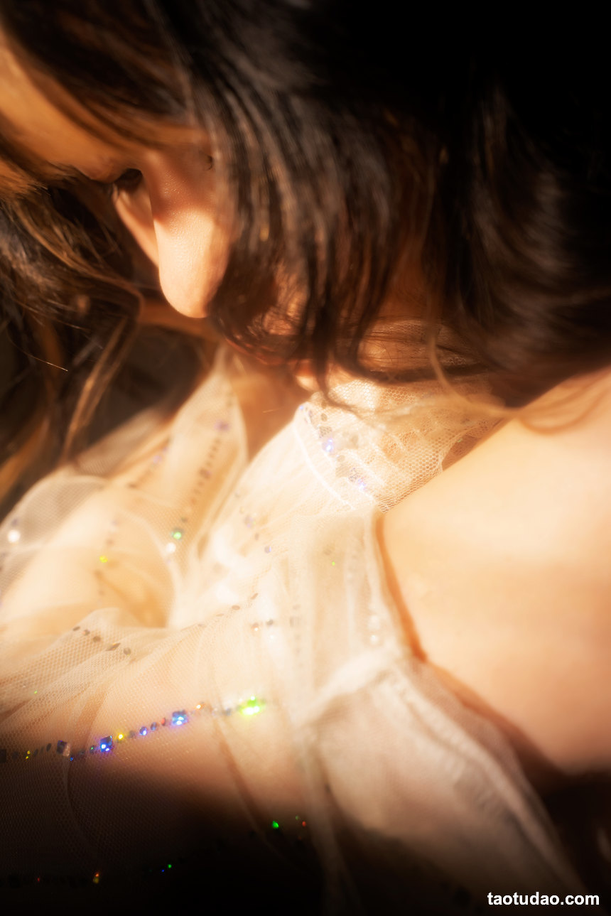 图片[4]-[YITUYU艺图语]2022.06.27 无言的春阳 牛泽萌[18+1P／252MB]-绅士图