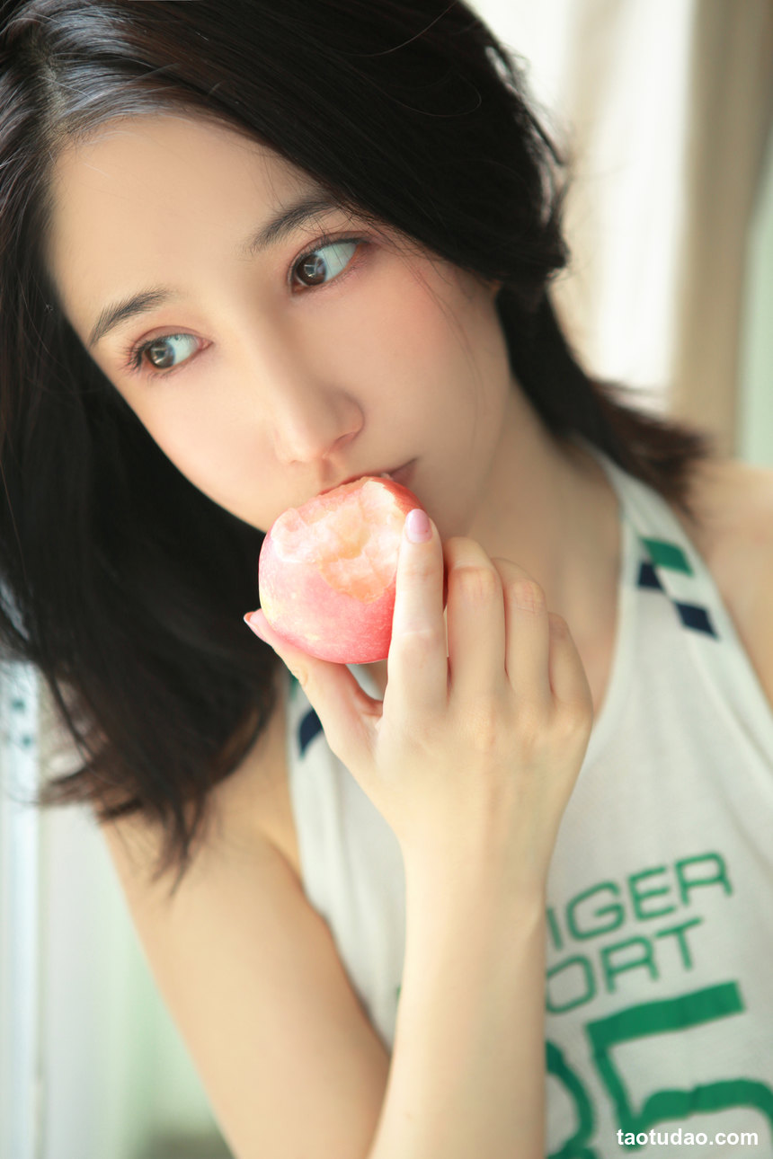 图片[2]-[YITUYU艺图语]2023.01.05 心动 倩[21+1P／221MB]-绅士图