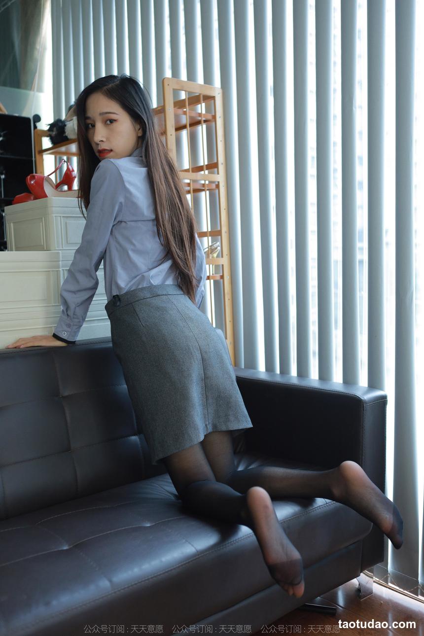 图片[2]-[IESS异思趣向] 2022.11.27 丝享家 1281 美子《嘿丝灰裙》[88P-99.4M]-绅士图