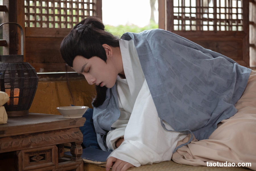 图片[2]-[YITUYU艺图语]2023.04.13 庭有枇杷树 时生[24+1P／339MB]-绅士图