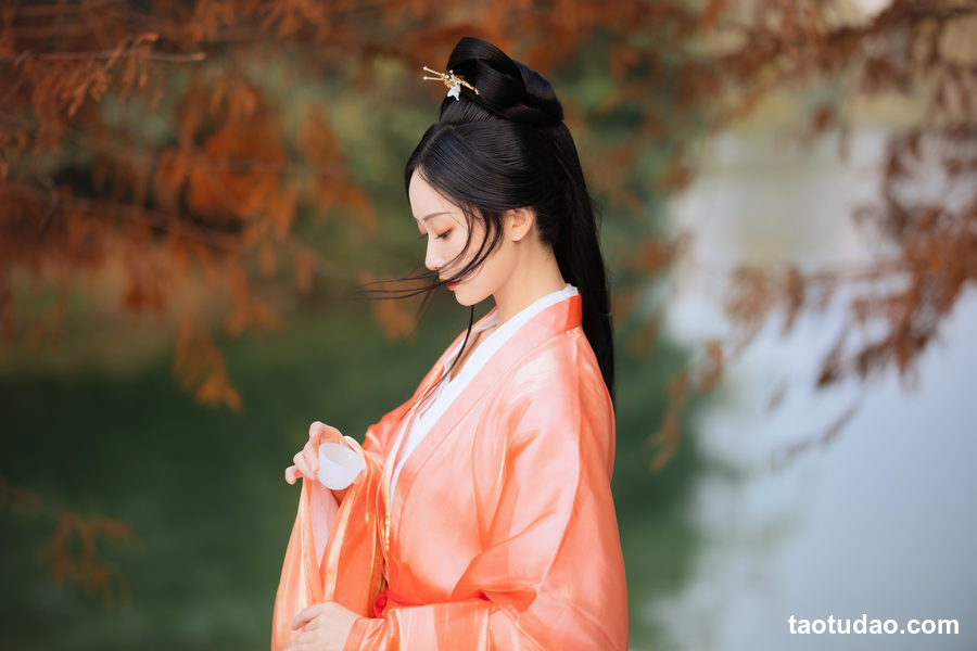 图片[3]-[YITUYU艺图语]2023.04.29 秋色画卷 嘉月月月[23+1P／108MB]-绅士图