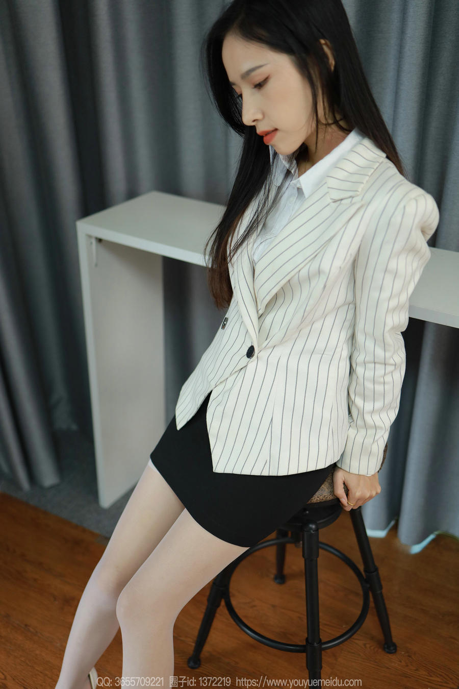 IESS异思趣向 - 模特：美子《白色涟漪》/ 83P-83MB / 机构-艺库