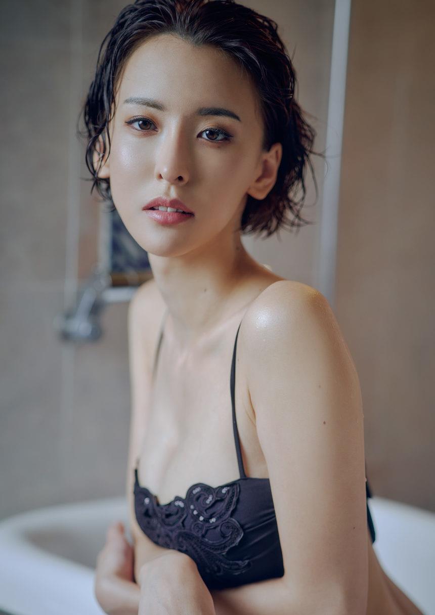 图片[2]-奈月セナ写真集 SILK of the MOON-艺库