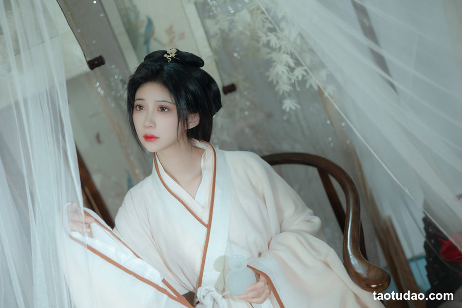 图片[2]-[YITUYU艺图语]2023.04.30 彼时 绮罗生的小苏苏[24+1P／234MB]-绅士图