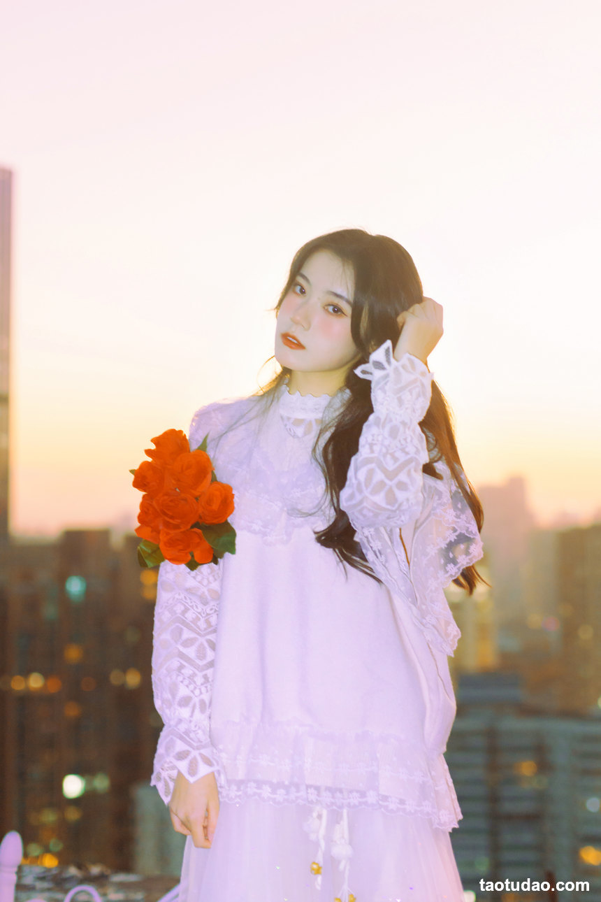 图片[3]-[YITUYU艺图语]2022.08.20 浪漫出逃 静鏡婧[26+1P／233MB]-绅士图