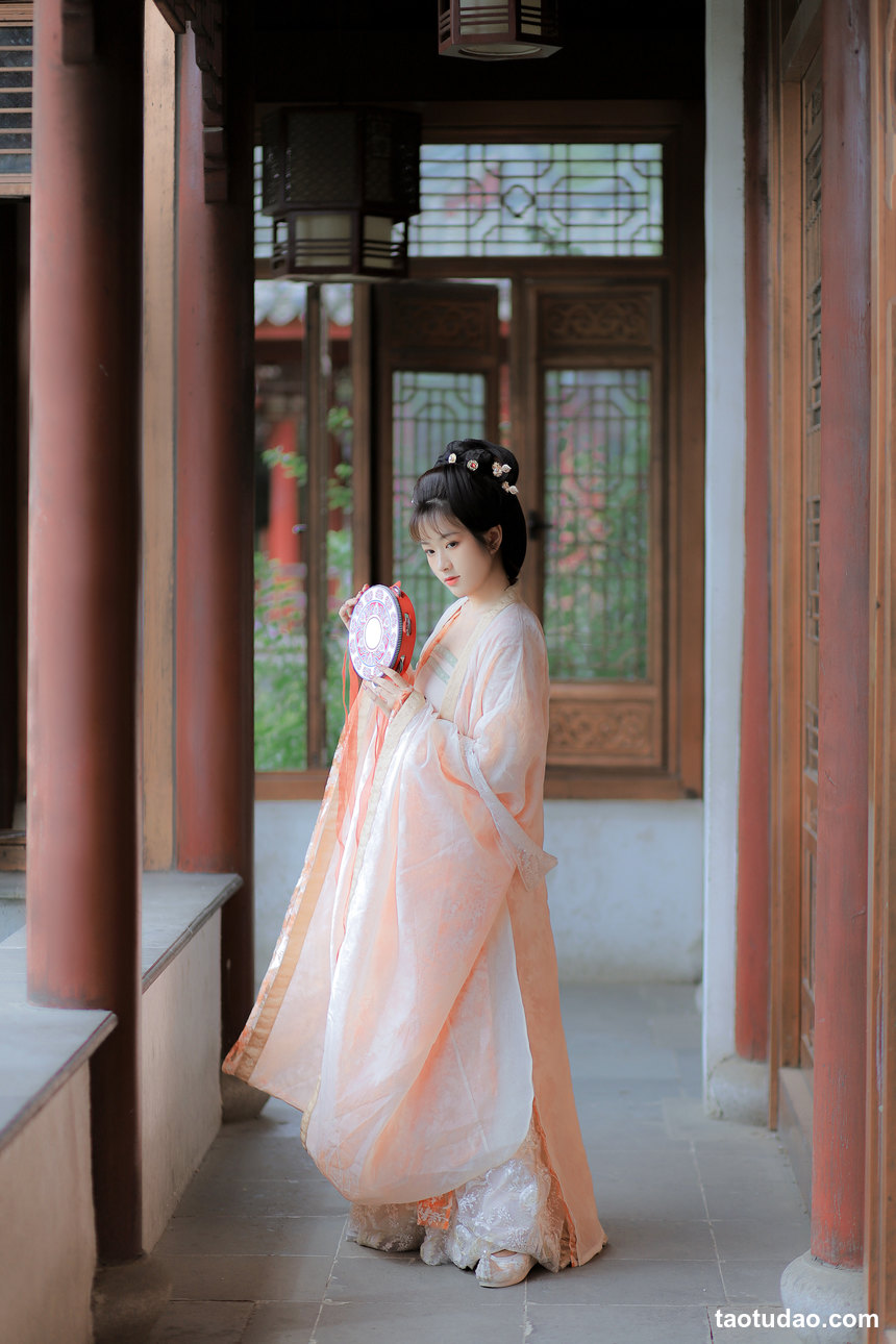 图片[2]-[YITUYU艺图语]2022.01.29 清平调 栗子[22+1P／174MB]-绅士图