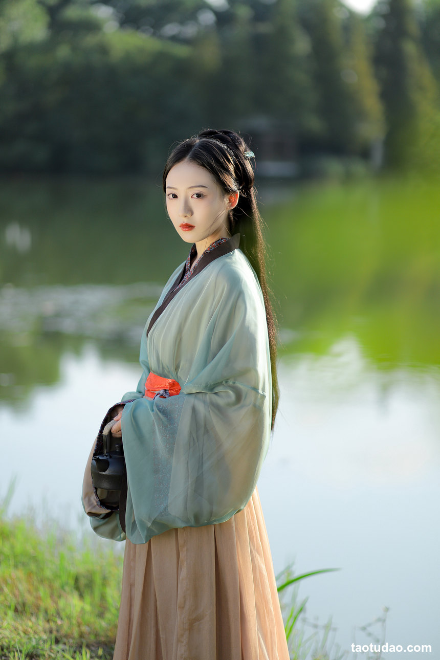 图片[2]-[YITUYU艺图语]2022.02.01 人间四月天 芯轶[23+1P／261MB]-绅士图