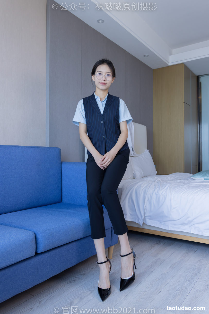 图片[2]-[BoBoSocks袜啵啵]NO.413 芝士-高跟鞋、白色吊带船袜、银行制服[145P+1V／5.76GB]-绅士图