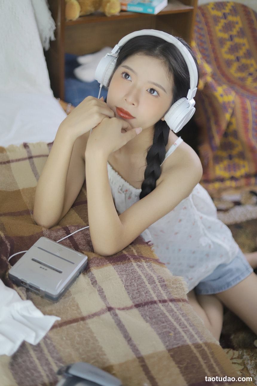 图片[2]-[YITUYU艺图语]2022.10.14 甜妹代表团 罗芷昕[24+1P／235MB]-绅士图