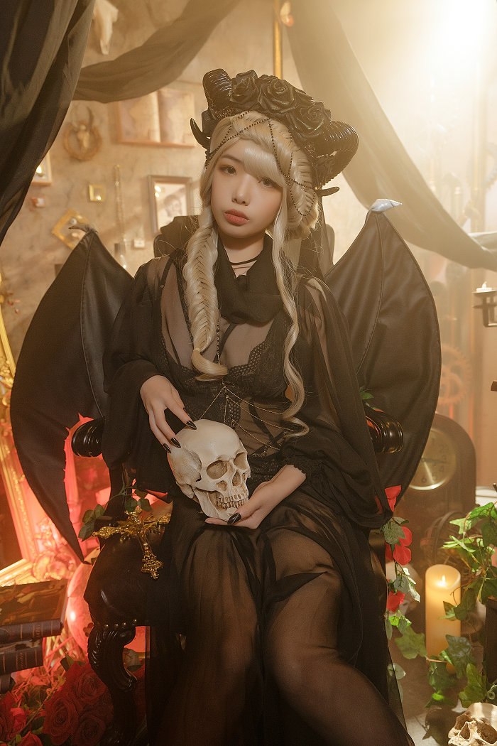 动漫博主雯妹 - 魅魔 gothic devil / 16P-324MB / cos萌妹-绅士图