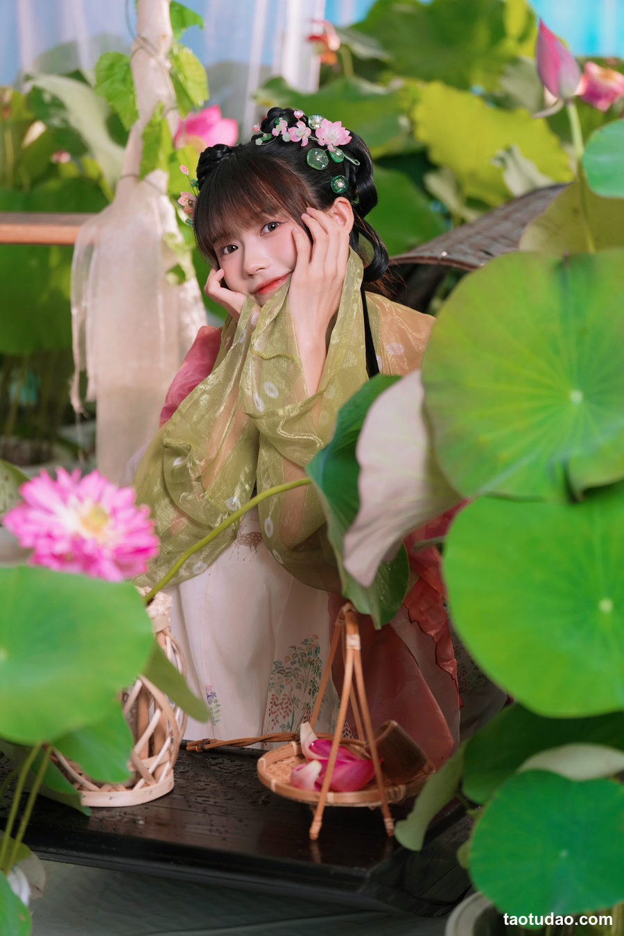 图片[3]-兔子Zzz不吃胡萝卜 – NO.148 浮香花谷 [54P-593MB]-绅士图