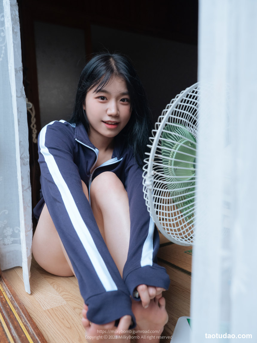 图片[2]-[MilkyBomb] Yui Vol.002 –  Tracksuit  [201P-2.8G]-绅士图