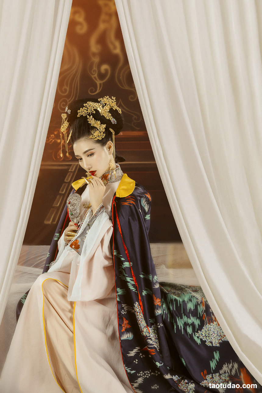 图片[4]-[YITUYU艺图语]2022.02.22 朝天阙 唯宝[21+1P／351MB]-绅士图