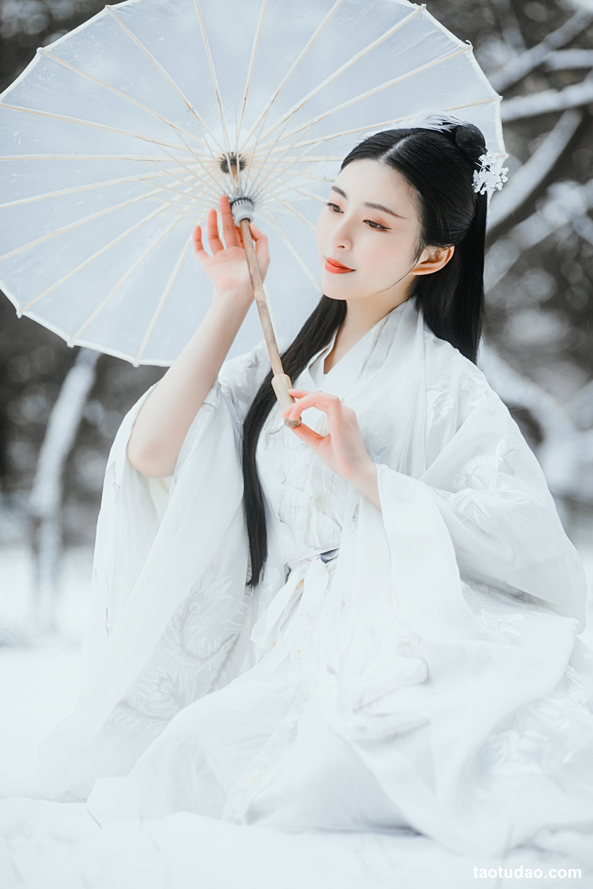 图片[2]-[YITUYU艺图语]2022.07.22 雪女 雨琪[21+1P／235MB]-绅士图