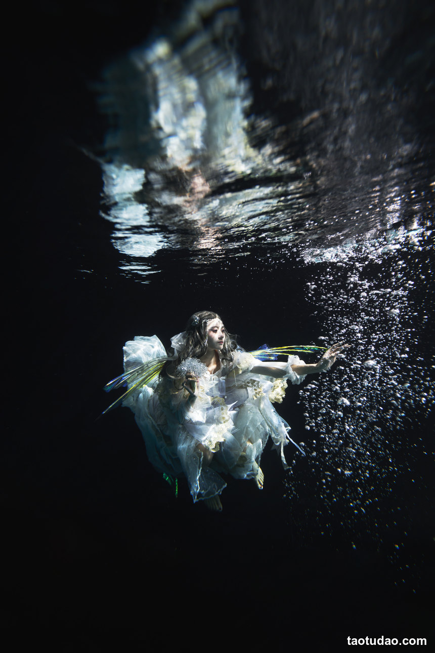 图片[4]-[YITUYU艺图语]2022.05.31 捕梦 兔子Zzz不吃胡萝卜[30+1P／249MB]-绅士图