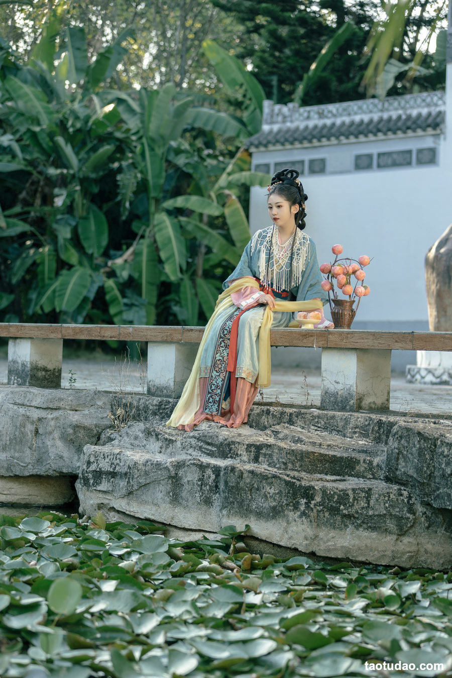 图片[2]-[YITUYU艺图语]2023.03.29 浣溪沙·小院闲窗春色深 沉诗思[21+1P／260MB]-绅士图