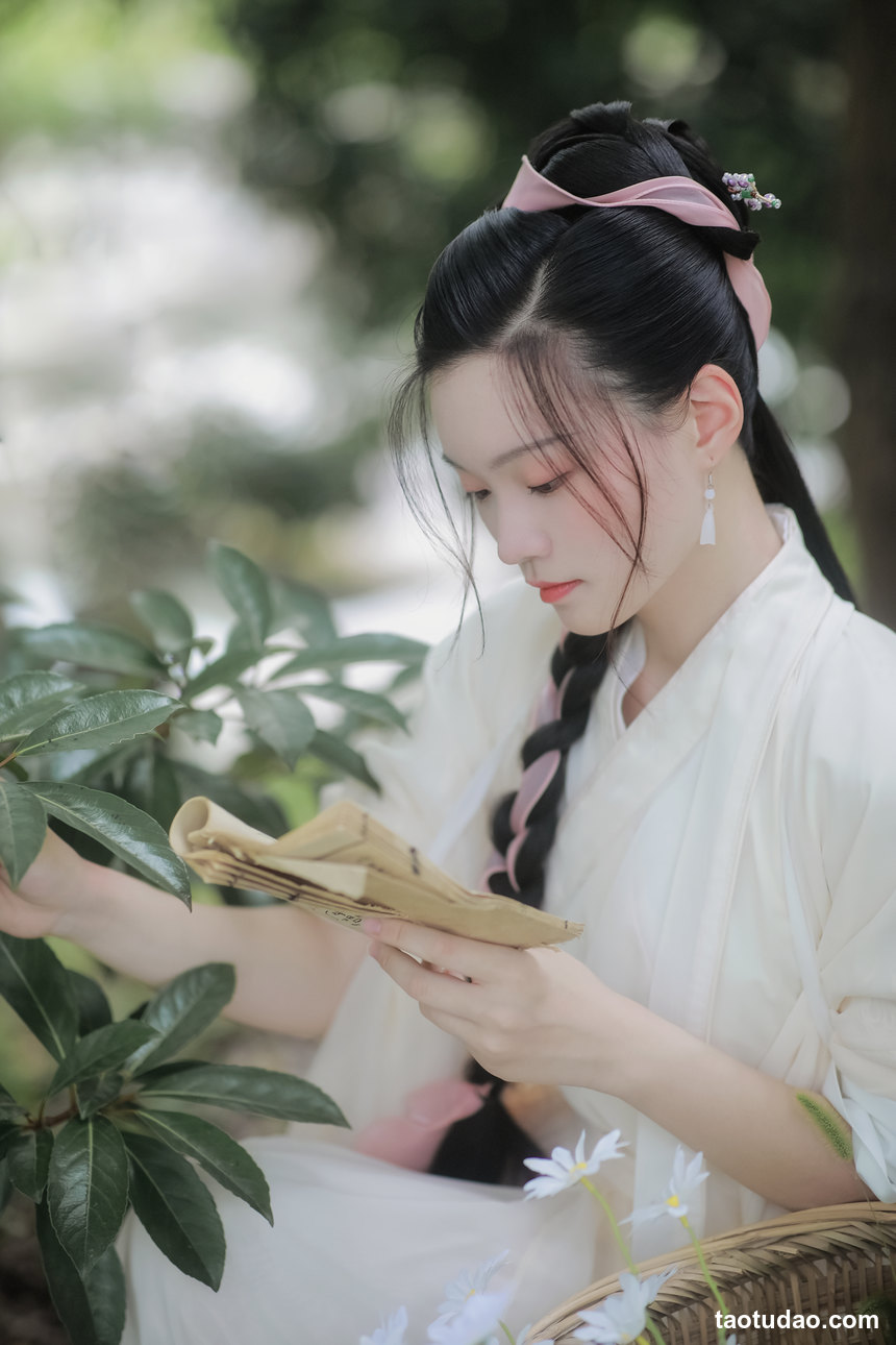 图片[4]-[YITUYU艺图语]2022.05.29 采药医女 静沅[27+1P／416MB]-绅士图