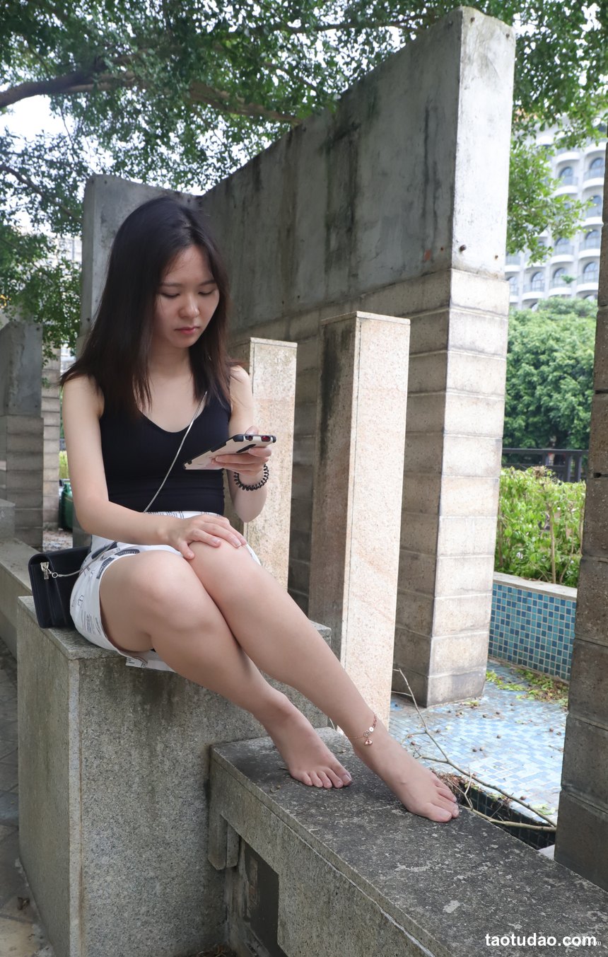 图片[2]-Pary摄影 NO.019 大美女慧婷雪白美脚第二季[92P／319MB]-绅士图