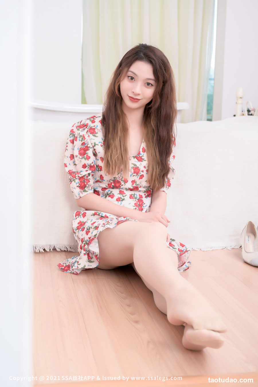 图片[4]-[SSA丝社]超清写真 NO.799 模特琦琦的浪莎丝袜玉足写真（下）[128P／2.76GB]-绅士图