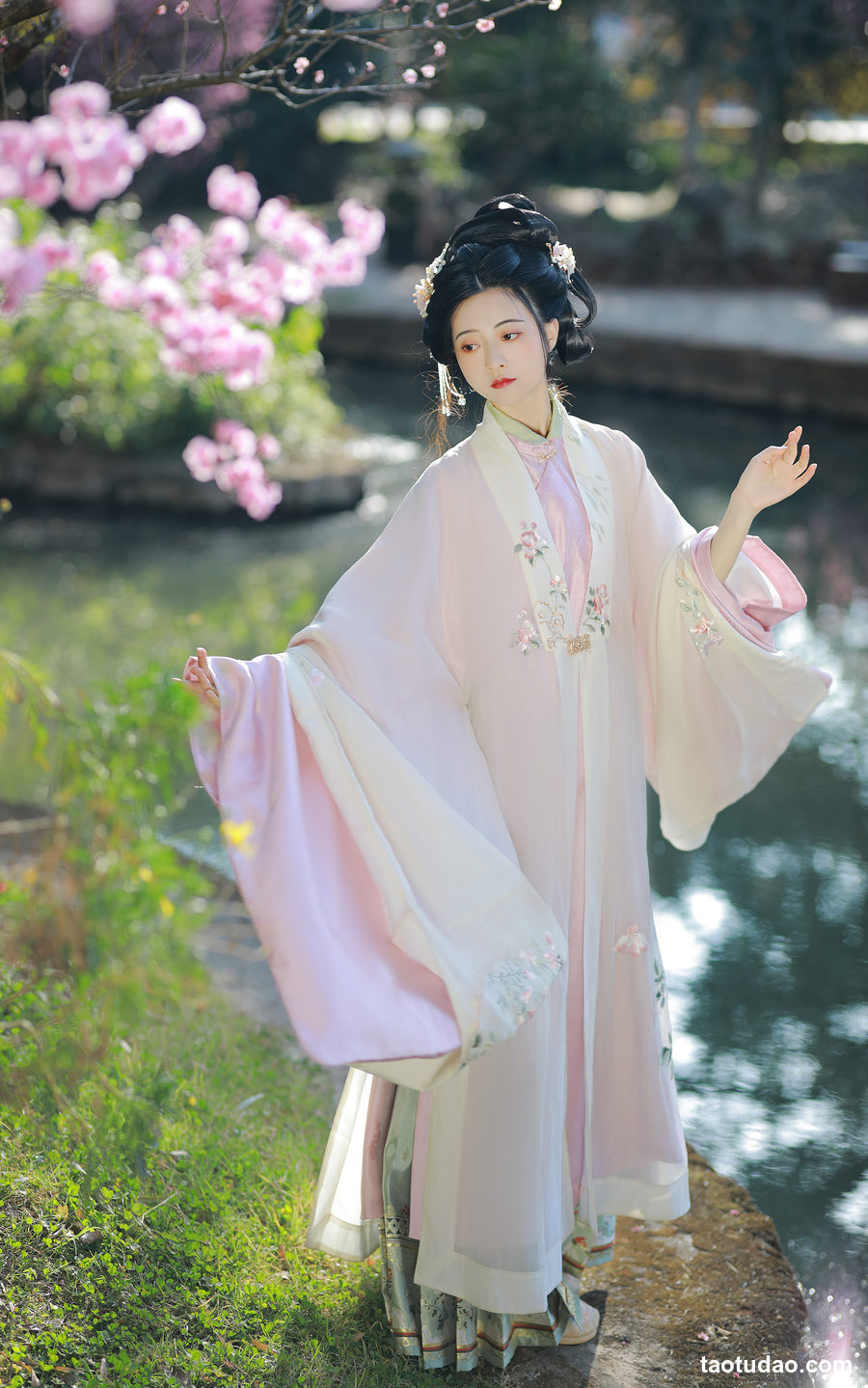 图片[2]-[YITUYU艺图语]2023.02.21 安之若命 YunFleur[32+1P／734MB]-绅士图