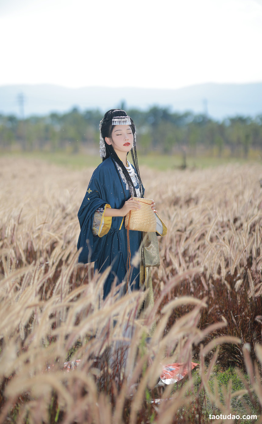 图片[4]-[YITUYU艺图语]2022.09.29 我与春风携过客 Y-JIN[35+1P／661MB]-绅士图