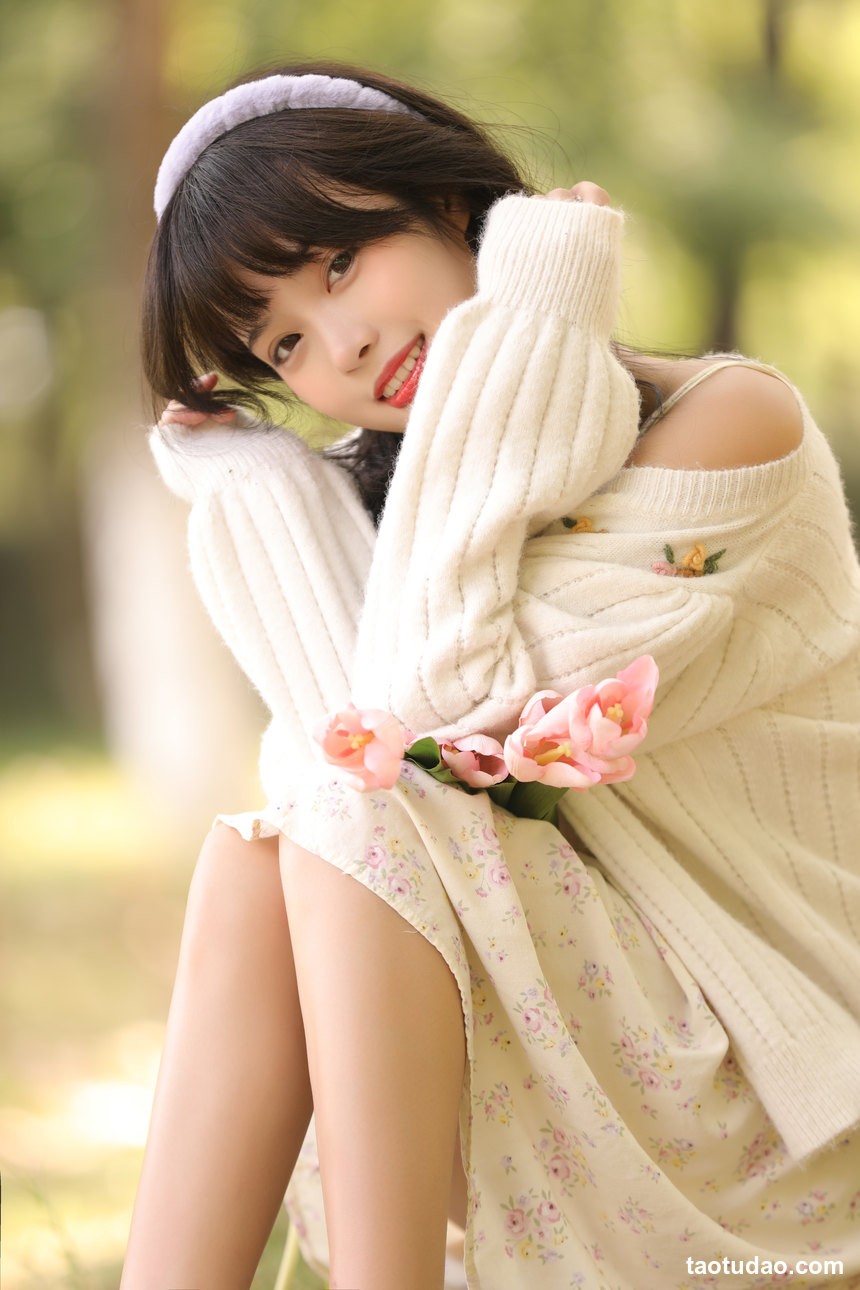 图片[2]-[YITUYU艺图语]2022.10.06 偶尔发呆 小薇人儿[32+1P／309MB]-绅士图