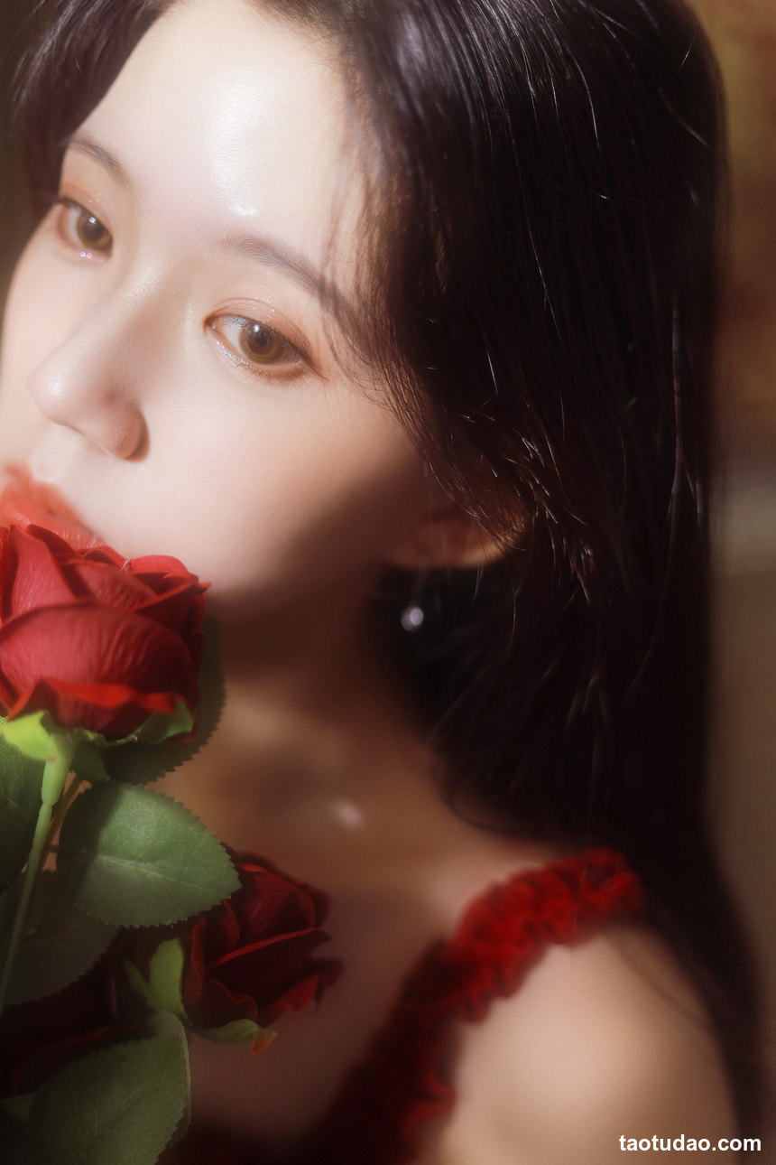 图片[2]-[YITUYU艺图语]2022.09.15 复刻时光 花辞树[21+1P／96MB]-绅士图