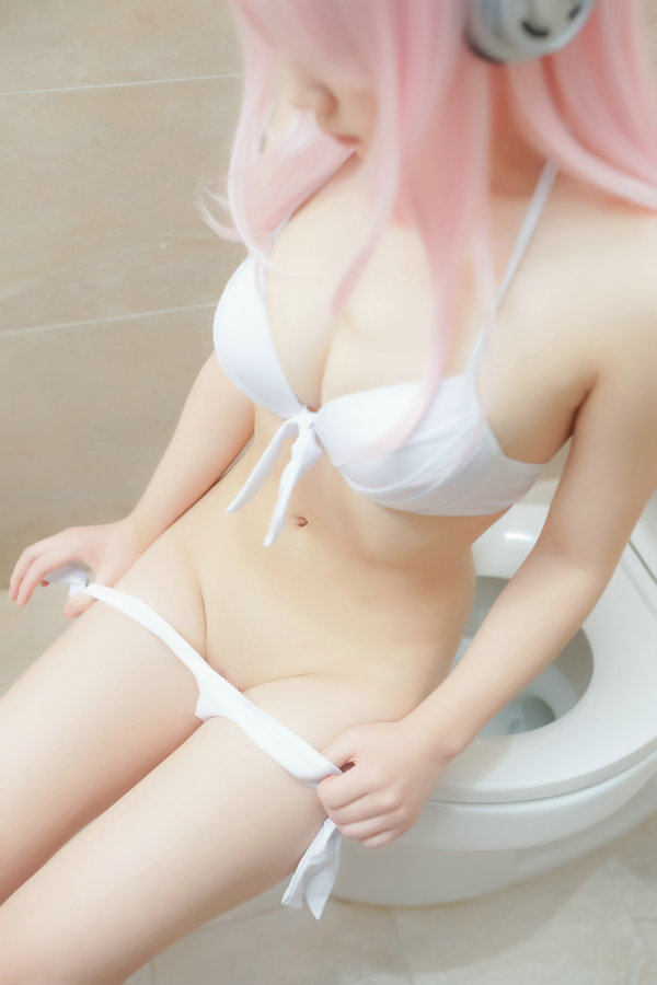 微博萝莉拇指兔vip收费写真 - 索尼子泳装 / 56P83MB / 唯美杂图-绅士图