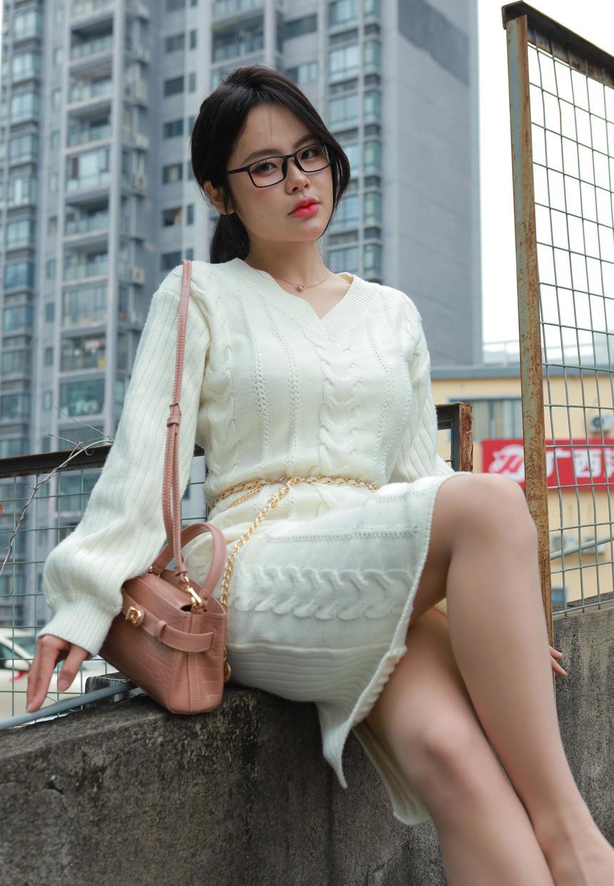 图片[3]-[IESS异思趣向] 2025.03.10 丝享家 1997 兔兔《高开衩包臀裙》[88P-80.4M]-绅士图