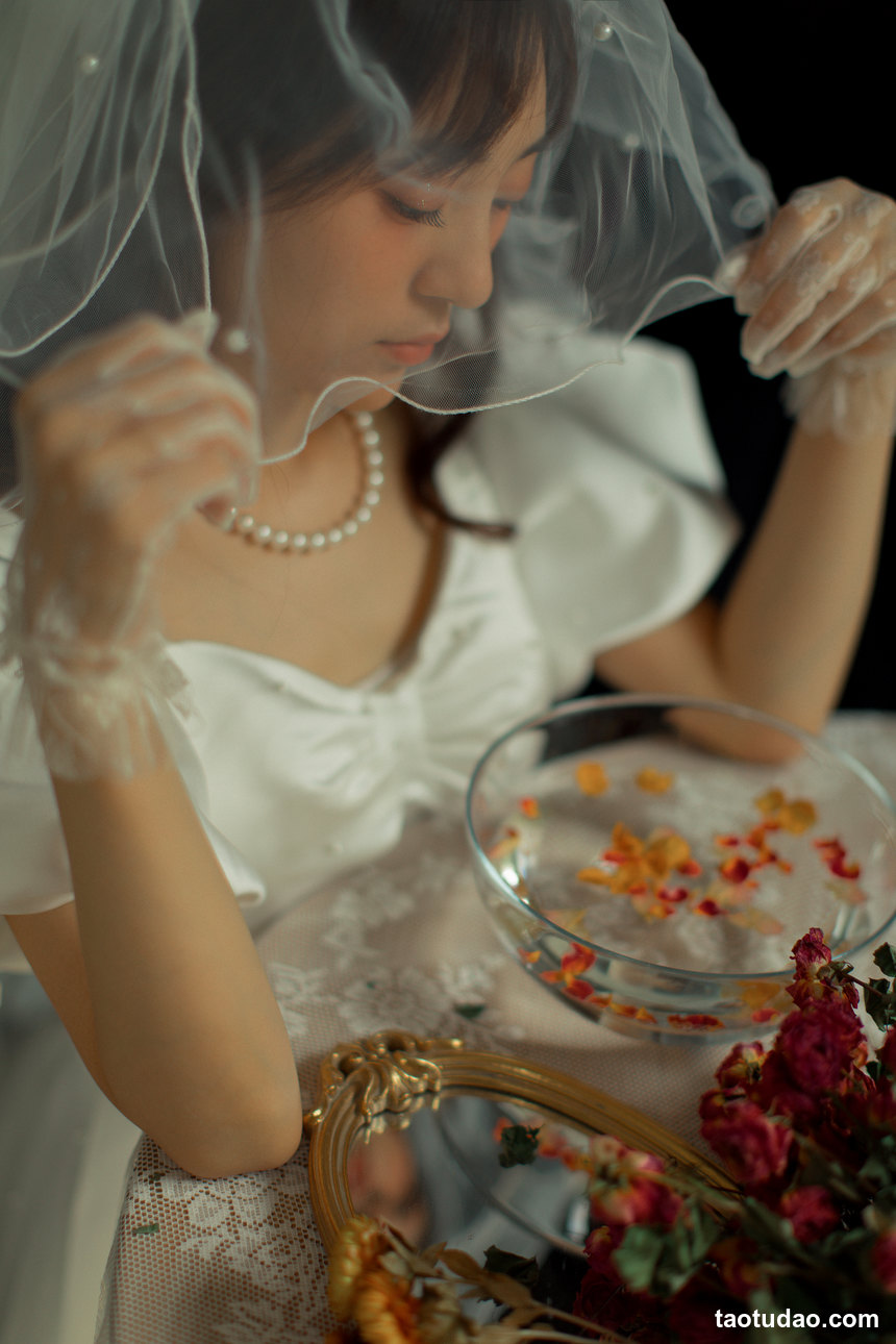 图片[3]-[YITUYU艺图语]2022.10.31 复古婚纱 -湯兮-[27+1P／441MB]-绅士图